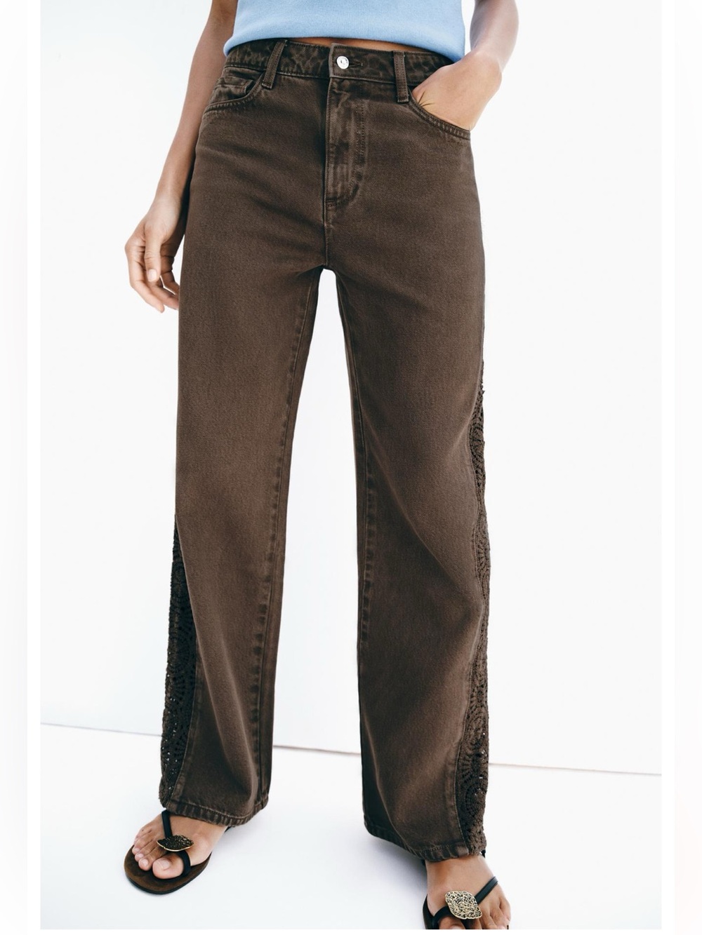 Zara Women’s Straight-Leg Crochet Jeans in Dark Brown